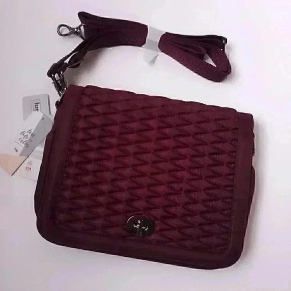 LUG Presto Bubble Quilted Crossbody / Shoulder Bag with RFID - Wine Red - Picture 12 of 13